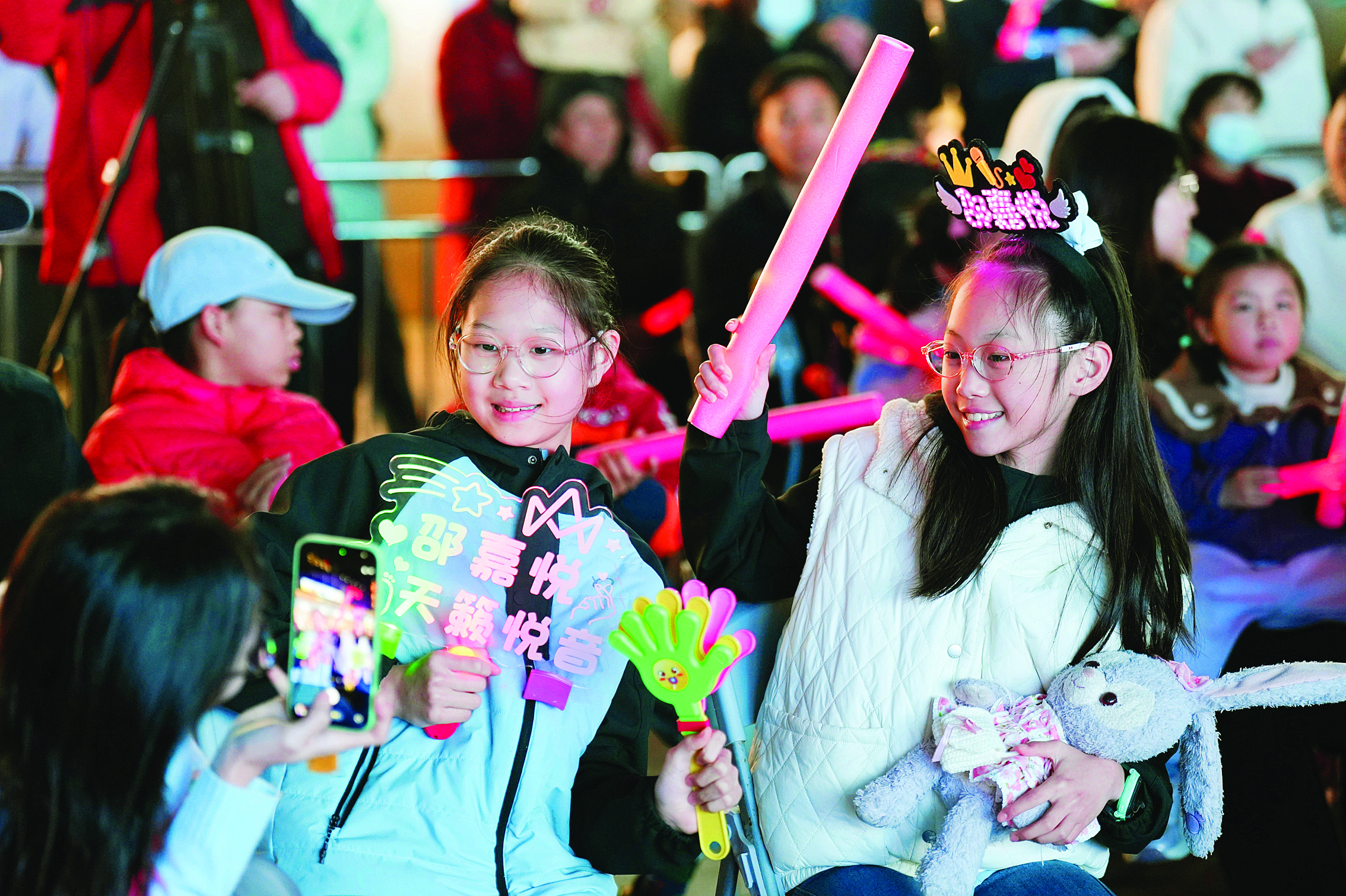 <p>    节目精彩，观众开心。</p>