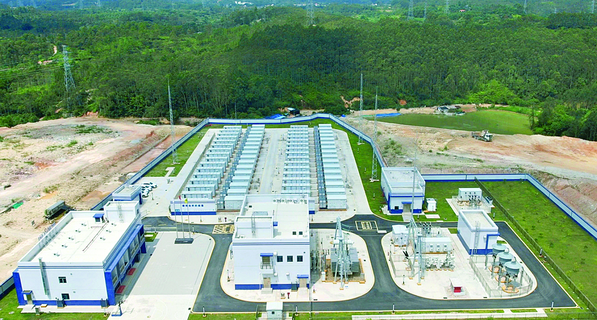     中广核惠州电化学储能电站。惠州日报记者洪鹊儿 通讯员邓远妮 摄