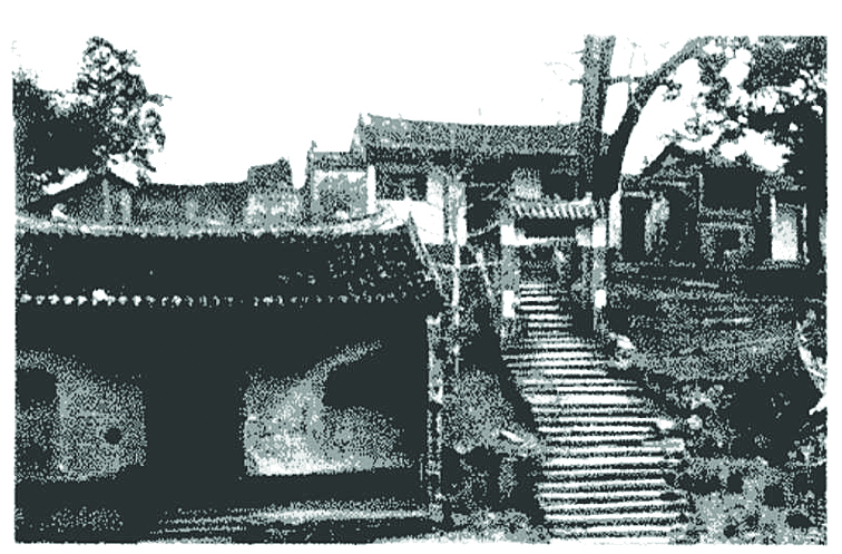     1931年拍摄的白鹤峰东坡祠（实景图）。                严艺超翻拍