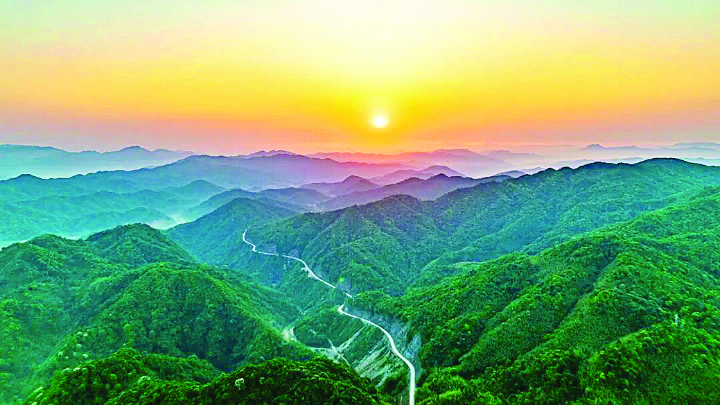    南昆山风光旖旎。惠州日报记者黄宇翔 通讯员龙融心 摄