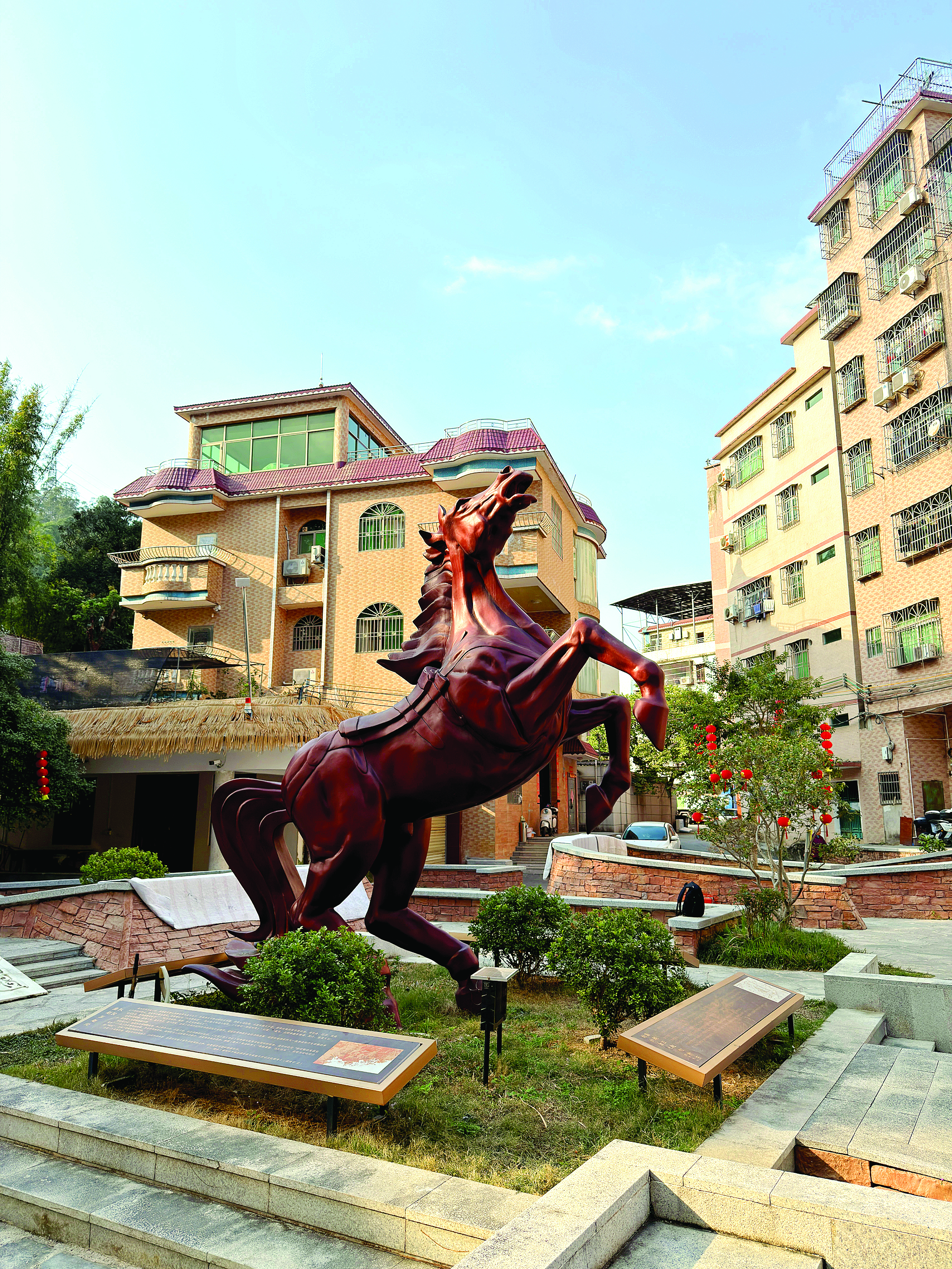     下马庄将军泉历史文化园里的汗血宝马雕塑。惠州日报记者张艺明 摄