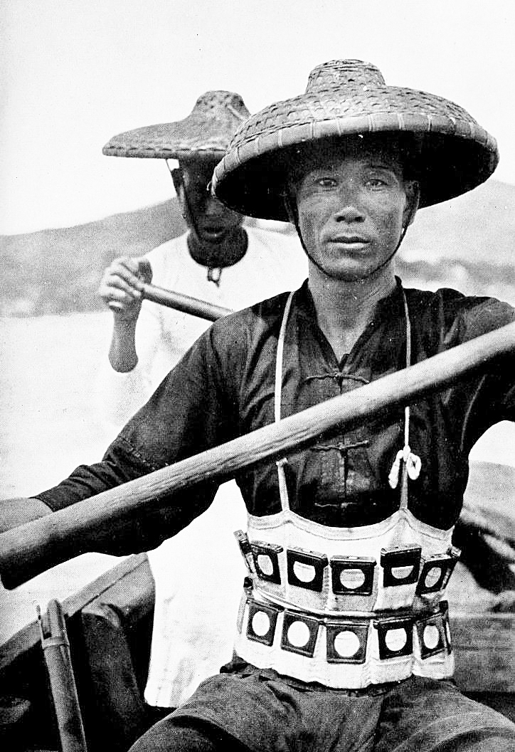 <p>    美国记者历历乌斯拍摄的大亚湾海盗。</p>