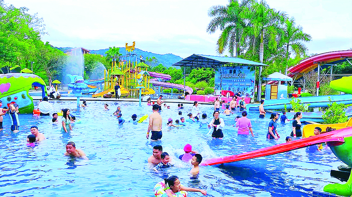     春节期间引领区内的温泉康养产品异常火爆。    惠州日报记者黄宇翔 通讯员龙融心 摄