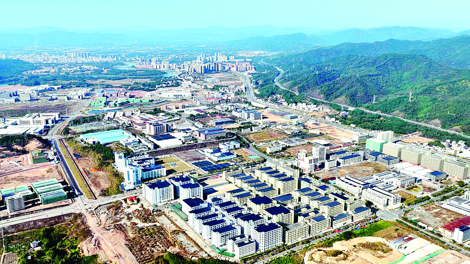     龙门在惠州龙门产业园区推出招商组合拳。惠州日报记者黄宇翔 通讯员龙融心 摄