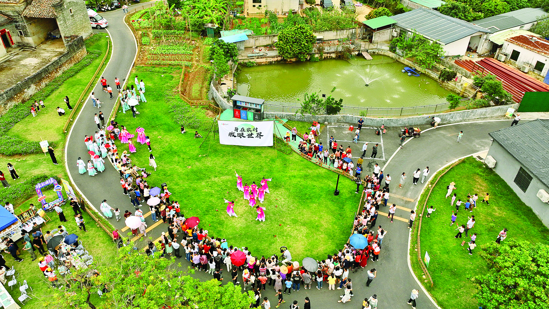     每逢节假日，徐田村游人如织。惠州日报记者钟畅新 摄