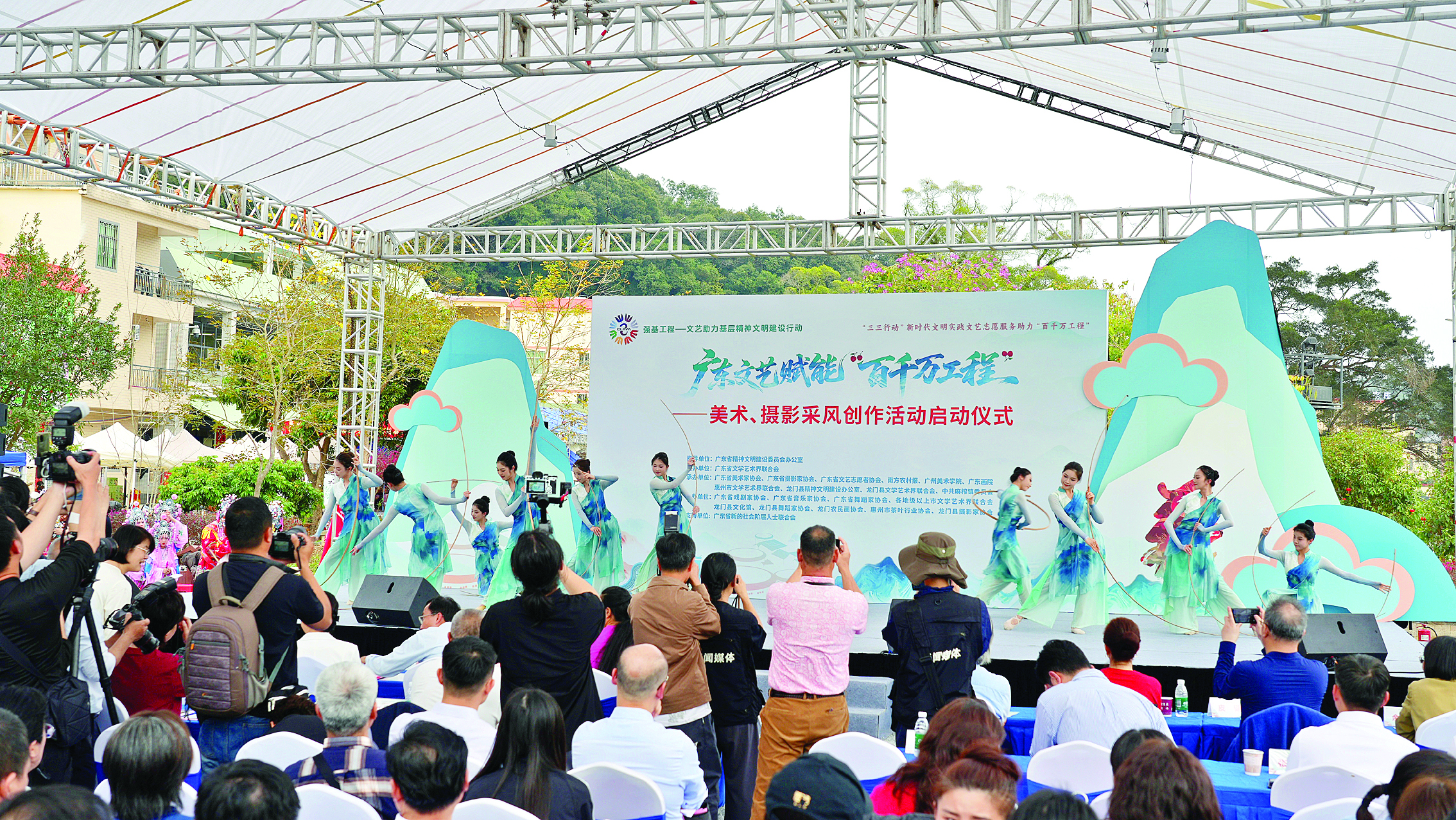     启动仪式现场。惠州日报记者张艺明 摄