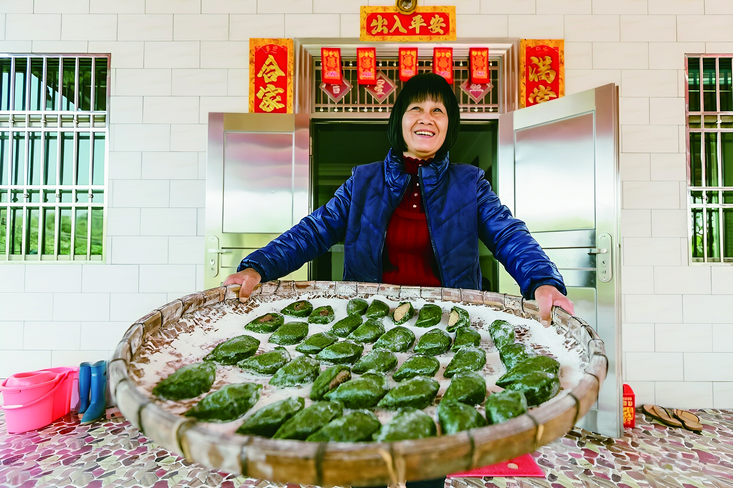     客家地区不同艾粄的馅料各有风味。