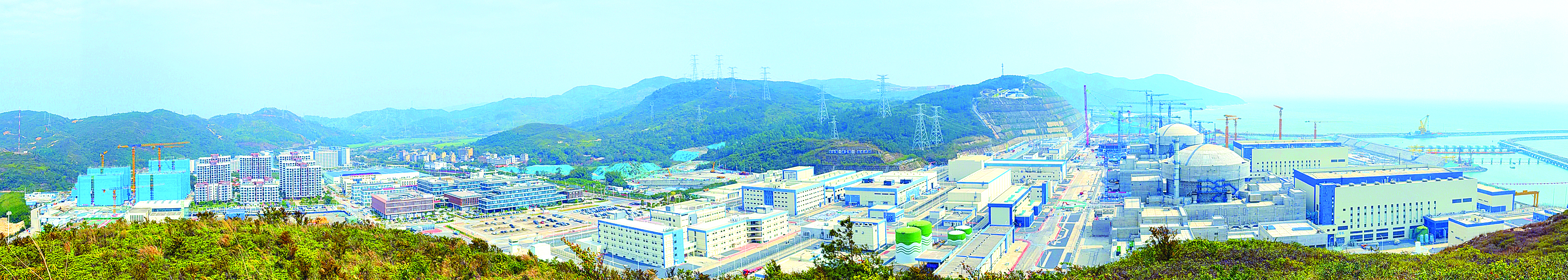 <p>    无人机航拍镜头下的太平岭核电厂全景。</p>