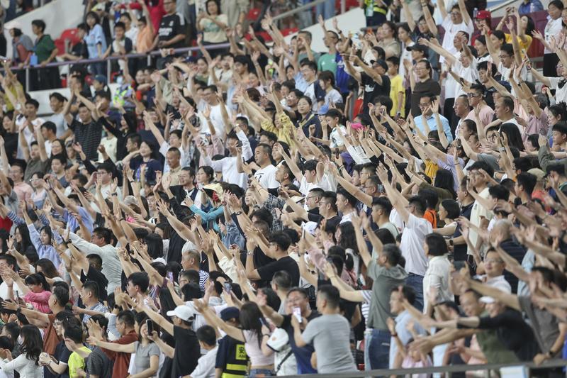 <p>活动现场高潮迭起。</p>