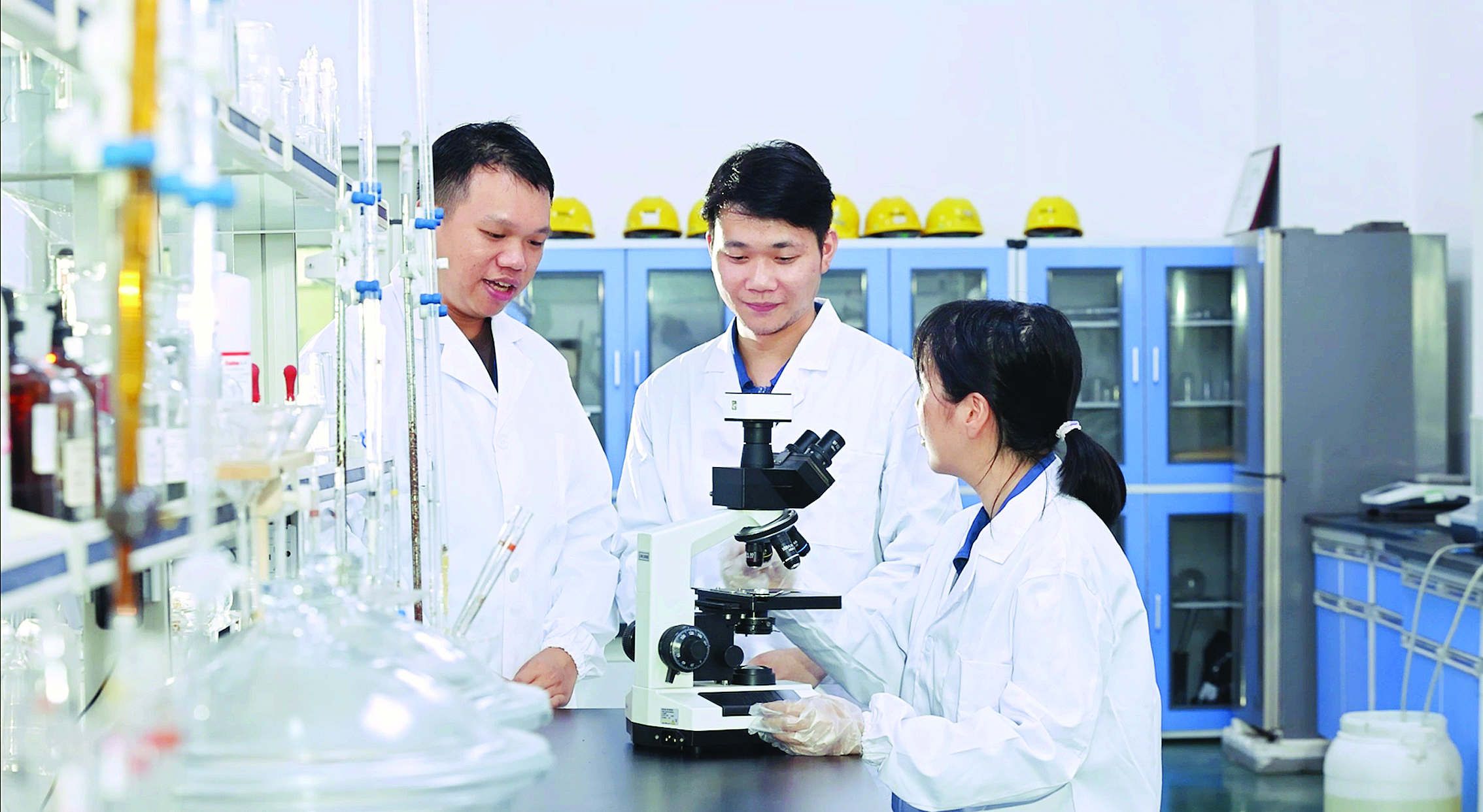     惠州广惠能源有限公司化验室。