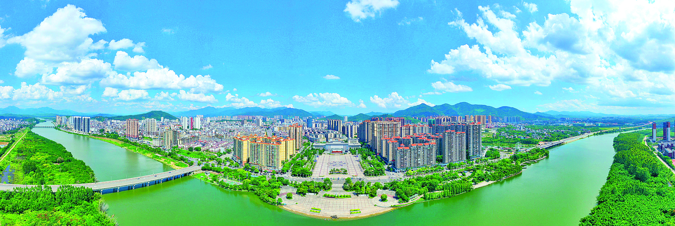     惠东县城航拍图。惠州东江图片社供图