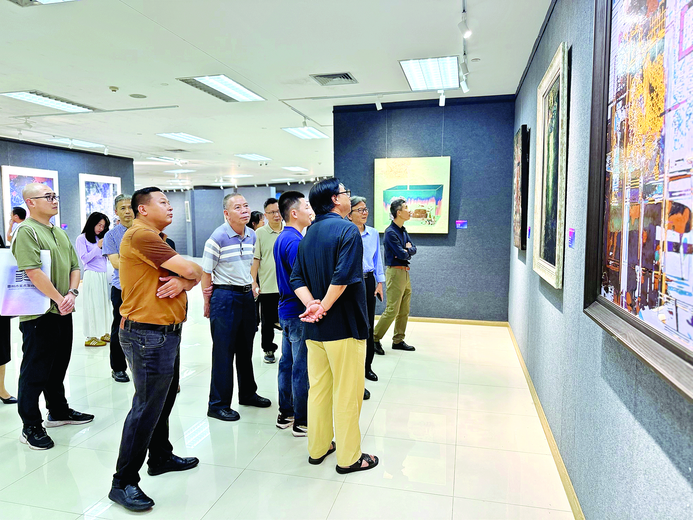     作品展现场。惠州日报记者龚妍 摄