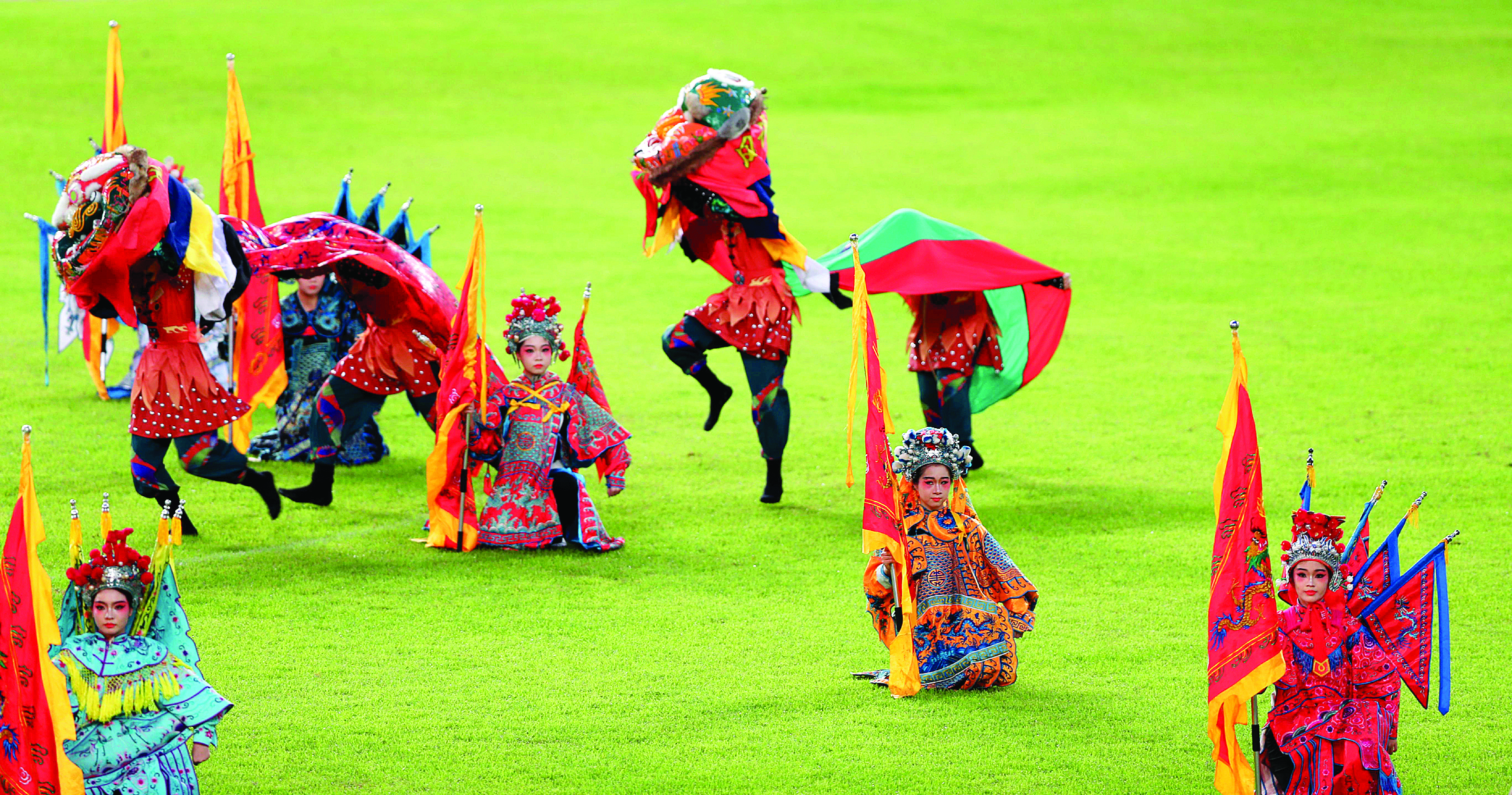 <p>    非遗展演。</p>