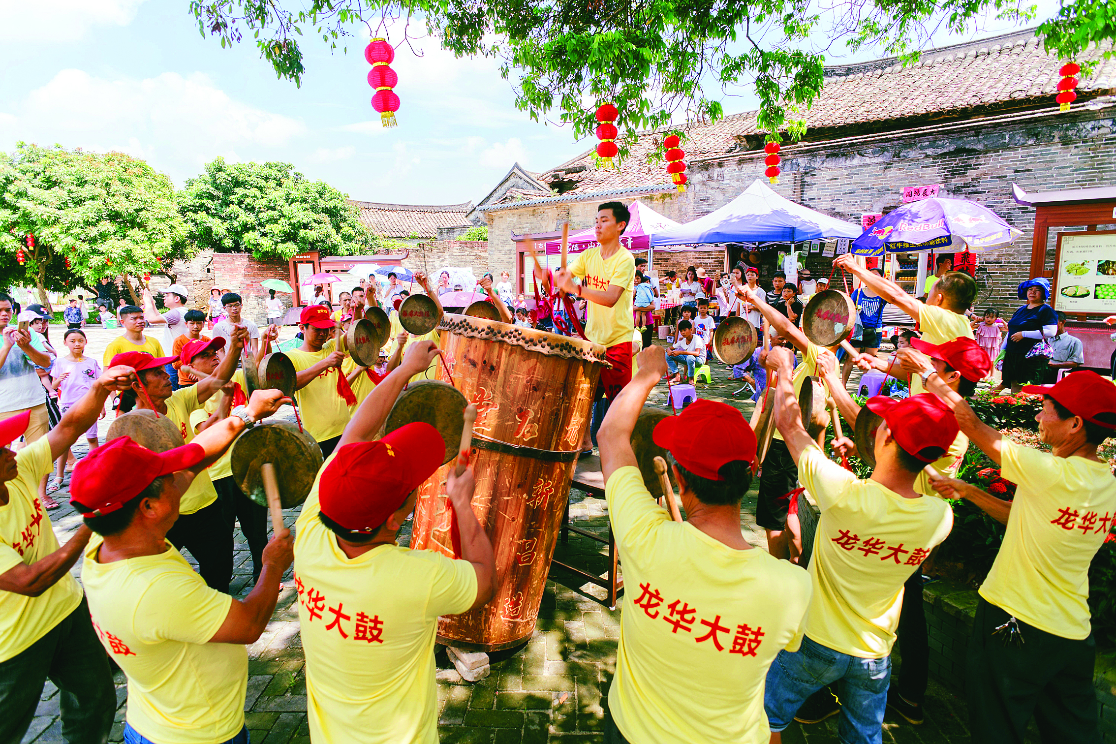     省级非遗龙华大鼓。东江图片社供图