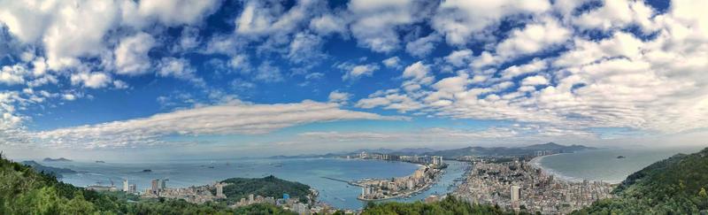 <p>惠东双月湾风光旖旎。</p>