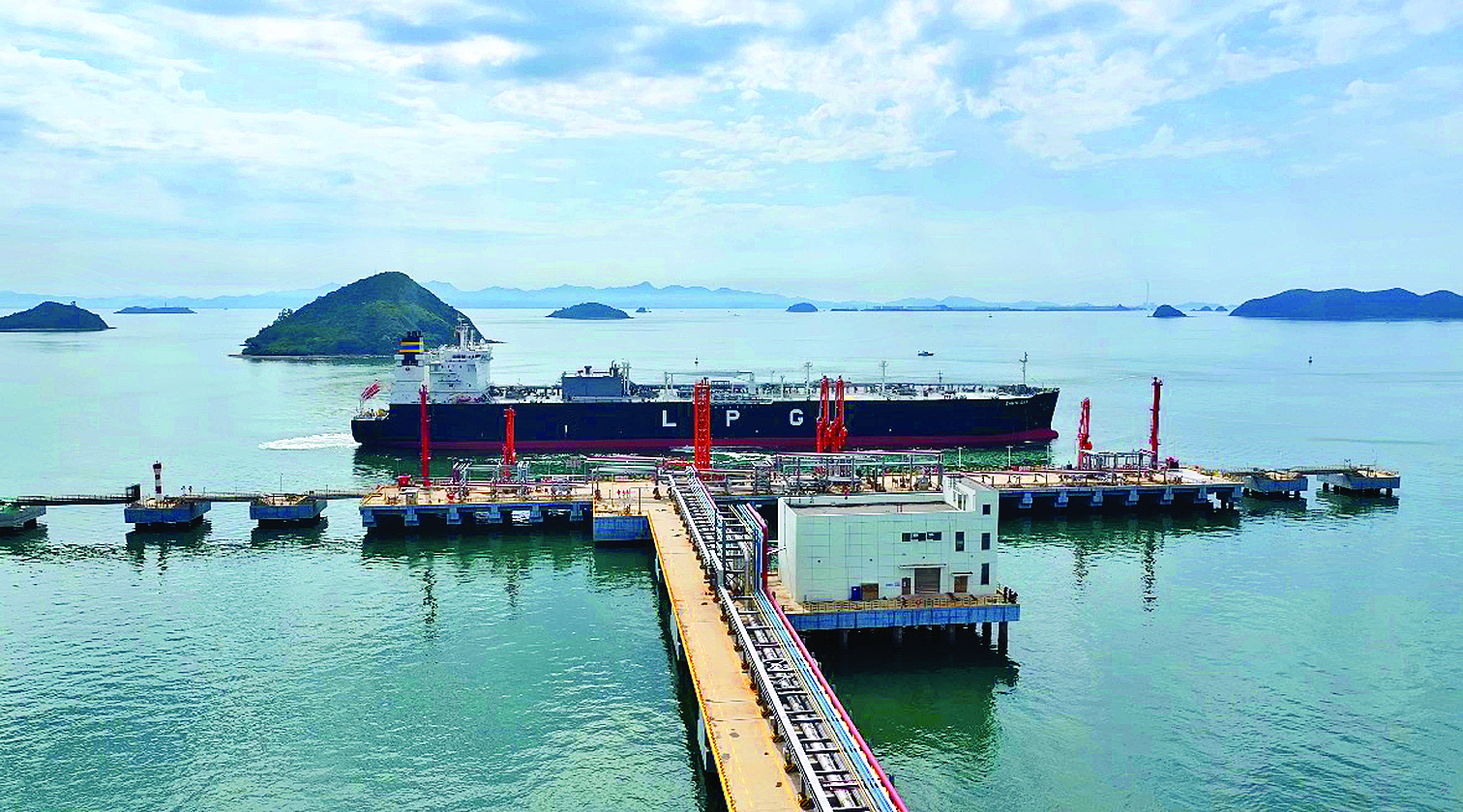     惠州港荃湾港区5万吨级液化烃码头。